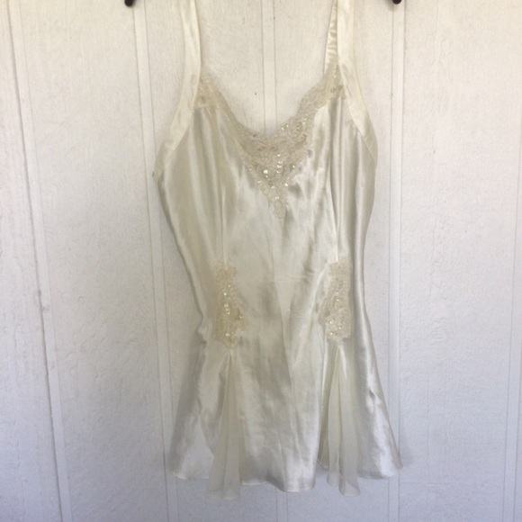 VINTAGE VICTORIAS SECRET IVORY SATIN SLIP DRESS LARGE NWOT - Picture 5 of 16